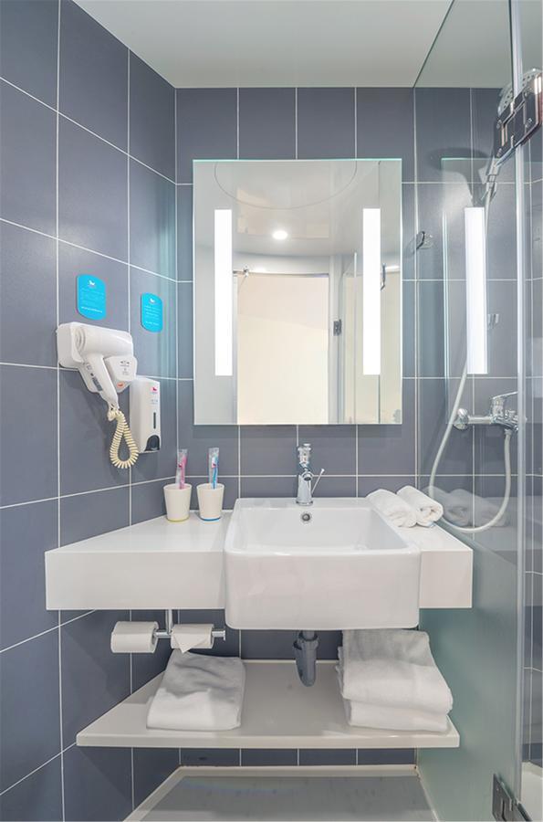Hanting Hotel Wuxi Singapore Industrial Park Bagian luar foto